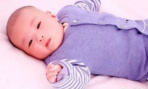 不会给婴儿拍嗝怎么办网—知名的婴儿不让拍嗝怎么回事网站,分享不会拍嗝多抱一会行吗知识